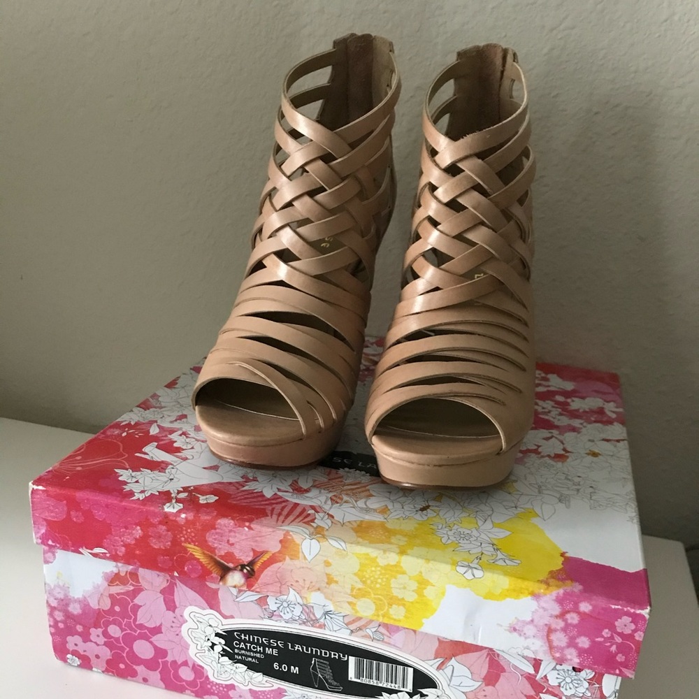 Chinese Laundry Strappy Platform Heels US 6
